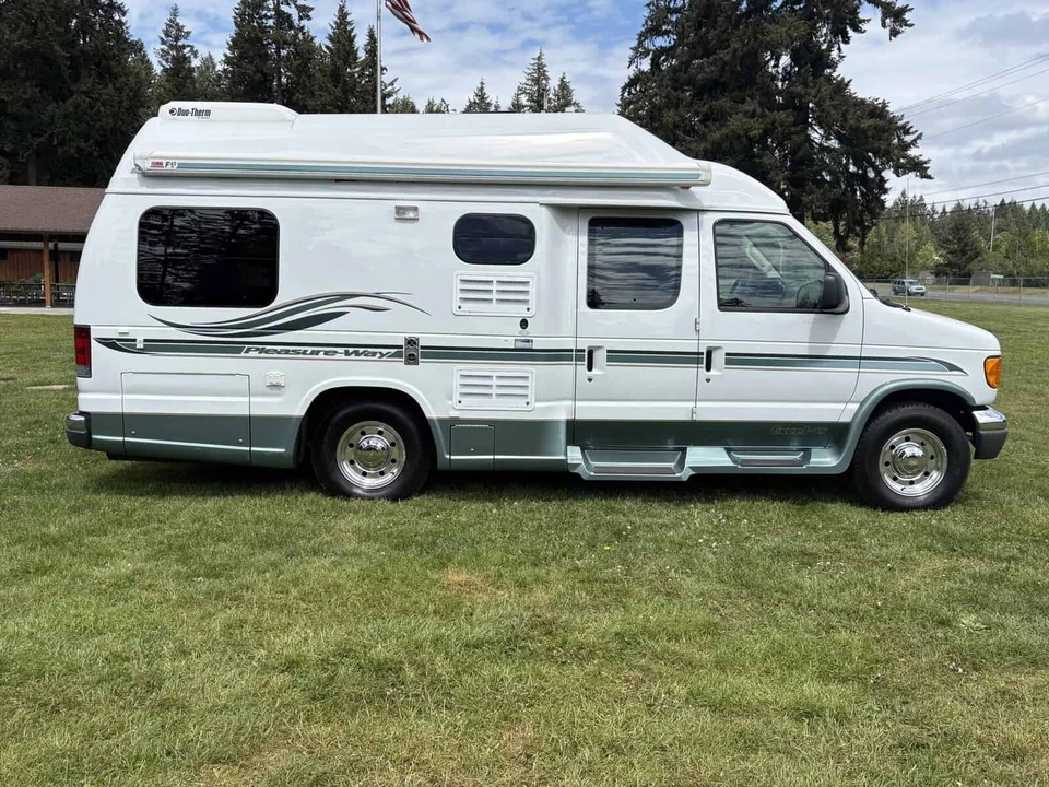 2004 Ford Econoline Van - Image 15 of 31
