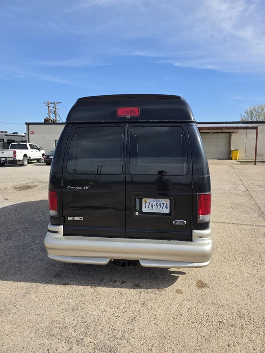 2004 Ford Econoline Van - Image 5 of 18
