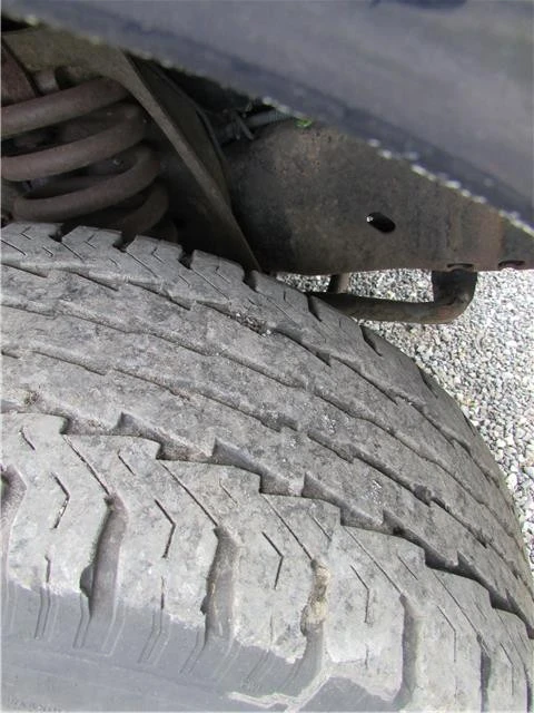 2004 Ford Econoline Van - Image 16 of 20