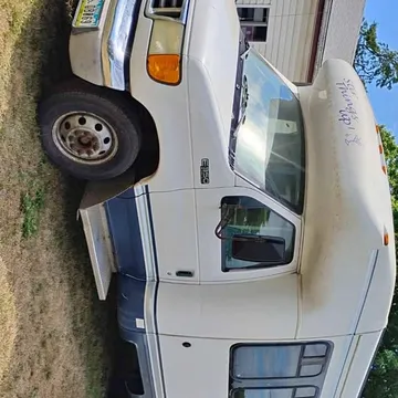 2004 Ford E350 Super Duty Cutaway · Cutaway Van 2D