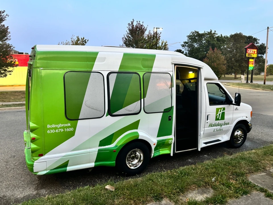 2004 Ford Econoline Van - Image 7 of 21