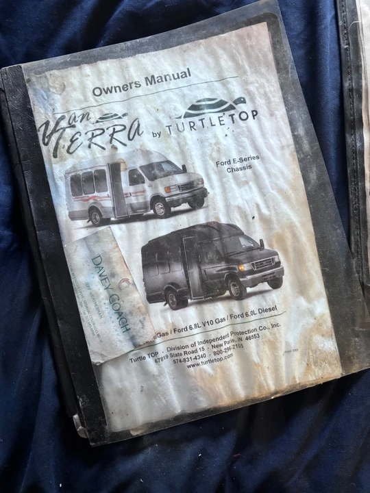2004 Ford Econoline Van - Image 15 of 21