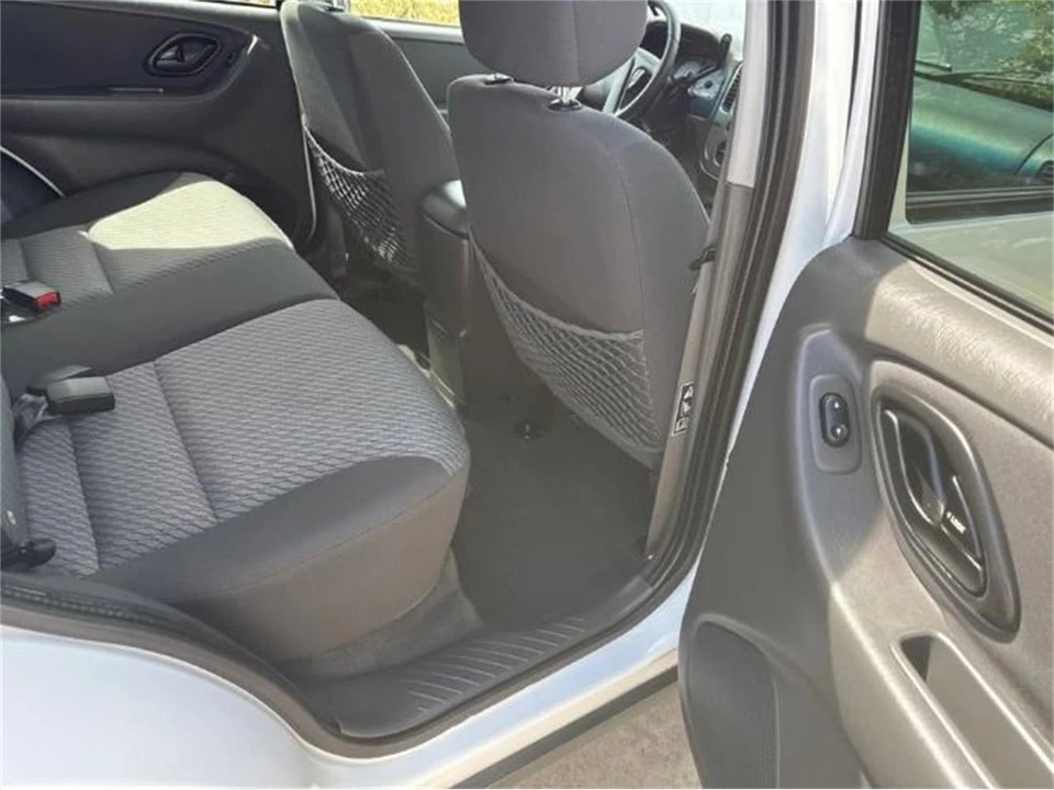 2004 Ford Escape - Image 12 of 19