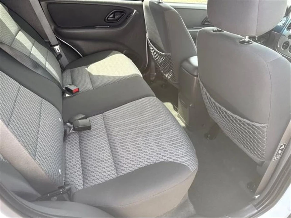 2004 Ford Escape - Image 15 of 19