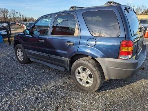 2004 Ford Escape - Image 5 of 10
