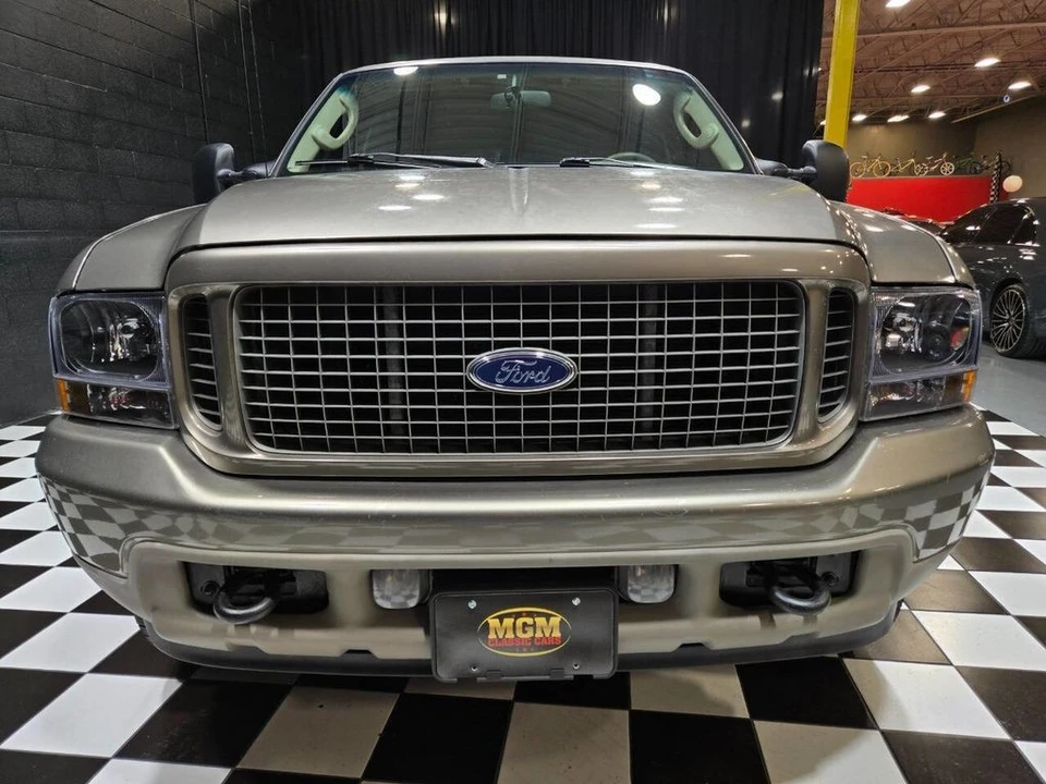 2004 Ford Excursion - Image 11 of 12
