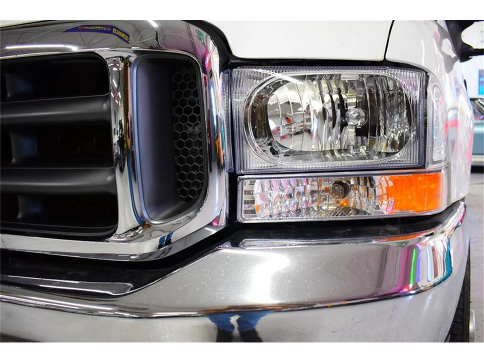 2004 Ford Excursion - Image 26 of 31