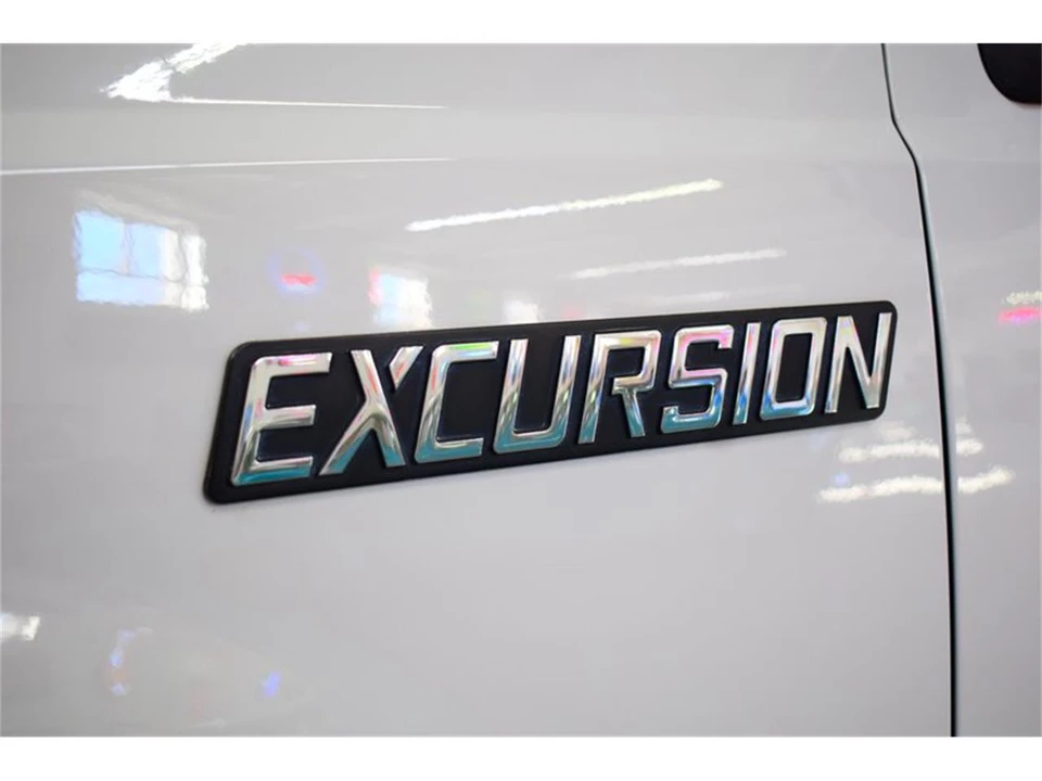 2004 Ford Excursion - Image 27 of 31