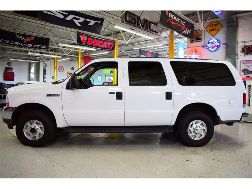 2004 Ford Excursion - Image 14 of 31