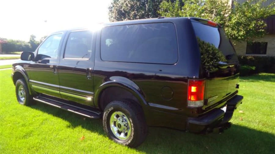 2004 Ford Excursion - Image 2 of 8