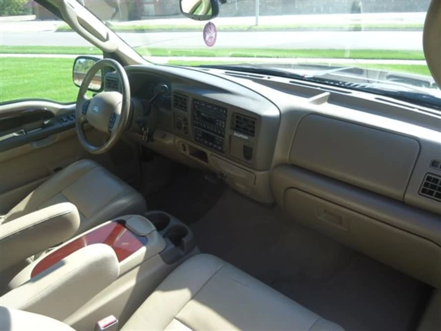 2004 Ford Excursion - Image 3 of 8