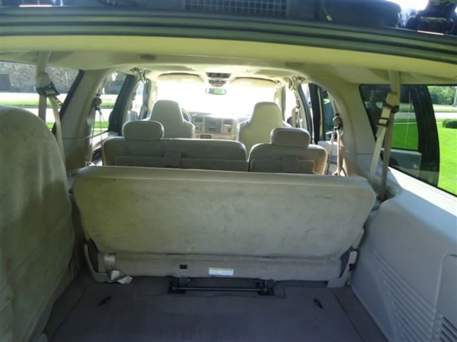 2004 Ford Excursion - Image 5 of 8