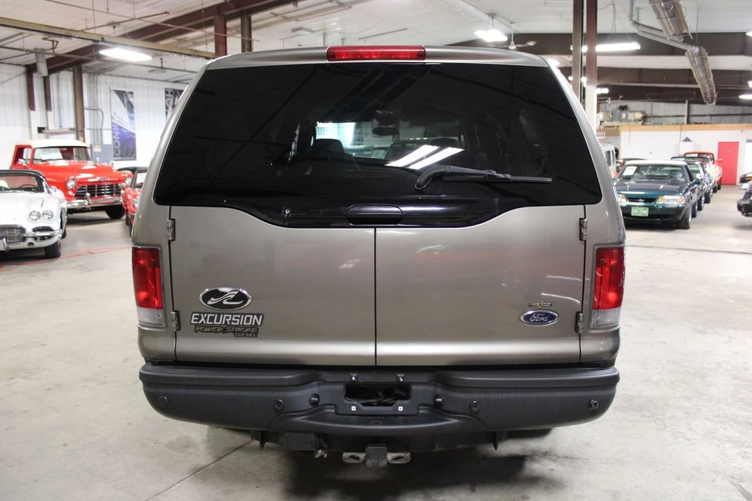 2004 Ford Excursion - Image 5 of 12