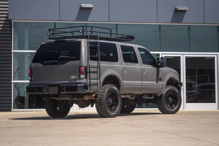 2004 Ford Excursion - Image 3 of 28