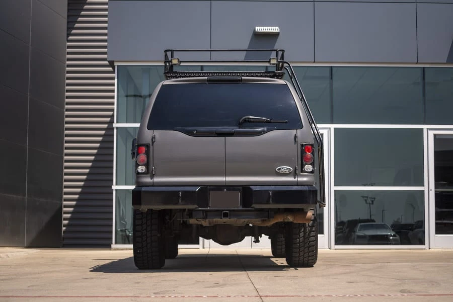 2004 Ford Excursion - Image 5 of 28