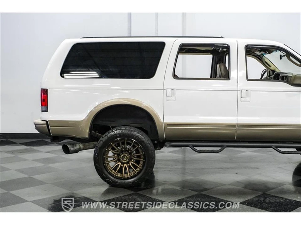 2004 Ford Excursion - Image 29 of 31