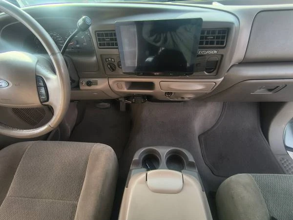 2004 Ford Excursion - Image 14 of 19