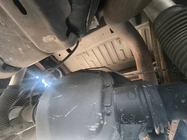 2004 Ford Excursion - Image 9 of 19