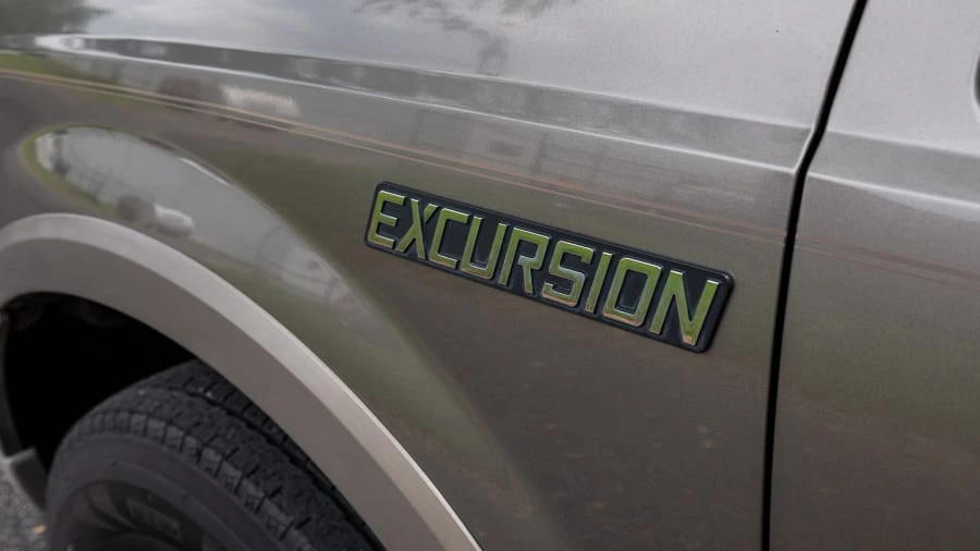2004 Ford Excursion - Image 8 of 27