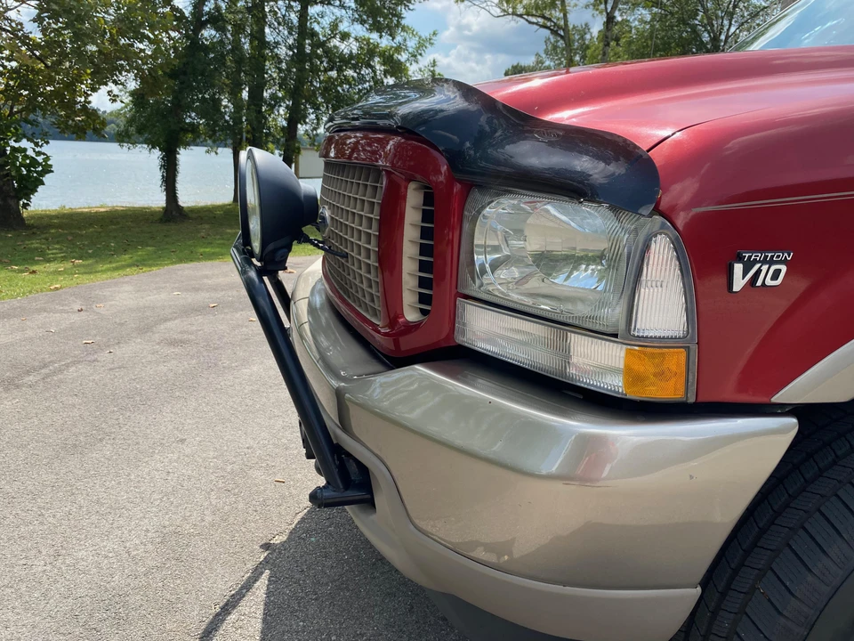 2004 Ford Excursion - Image 19 of 31