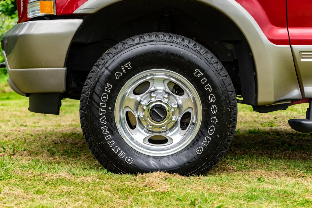 2004 Ford Excursion - Image 21 of 31