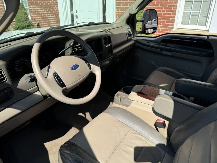 2004 Ford Excursion - Image 4 of 10