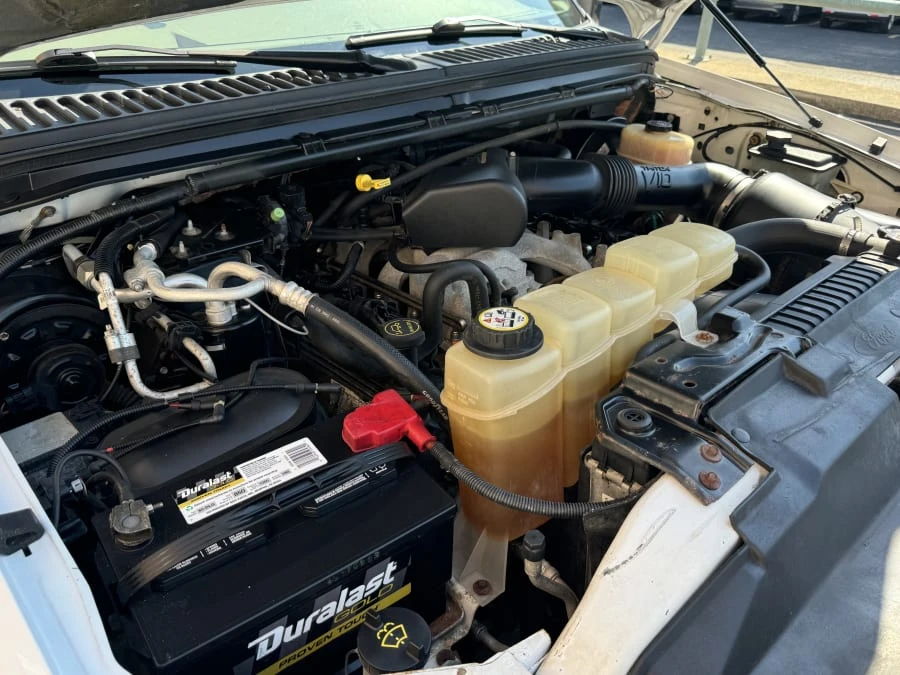 2004 Ford Excursion - Image 10 of 10