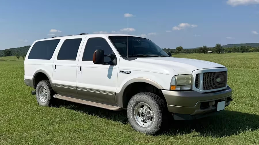 2004 Ford Excursion - Image 5 of 12