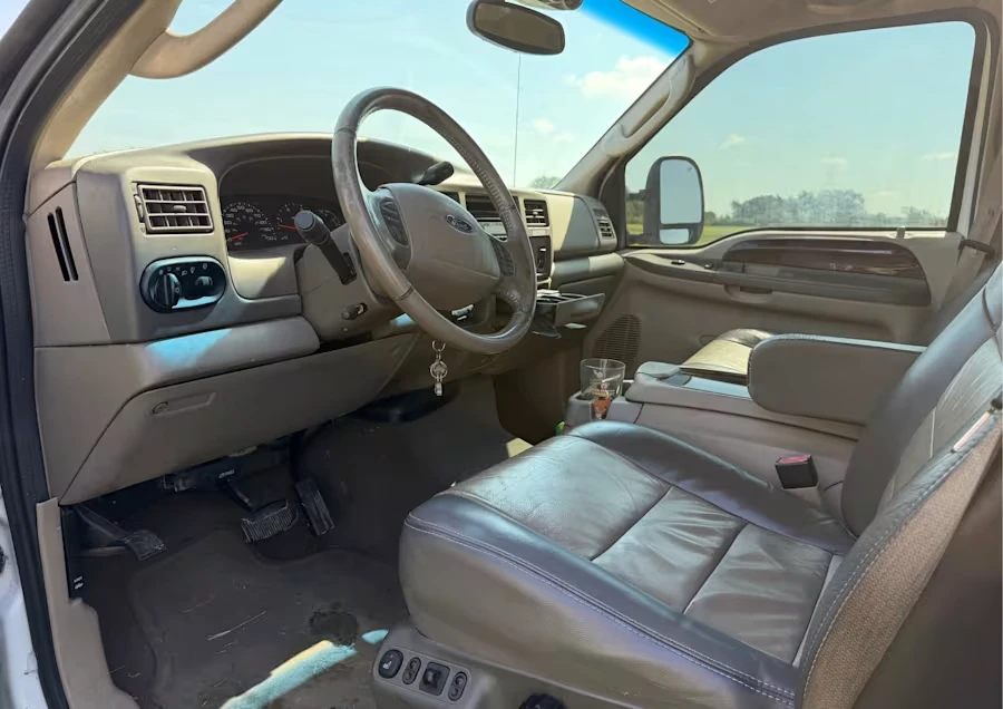 2004 Ford Excursion - Image 7 of 12