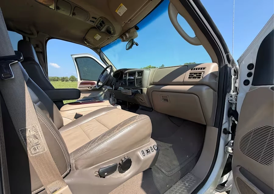 2004 Ford Excursion - Image 9 of 12