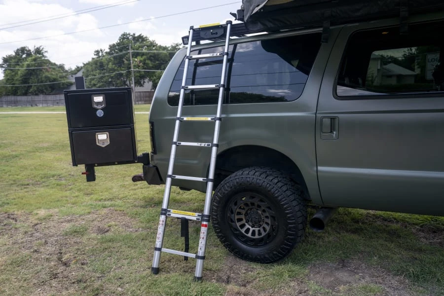 2004 Ford Excursion - Image 22 of 31