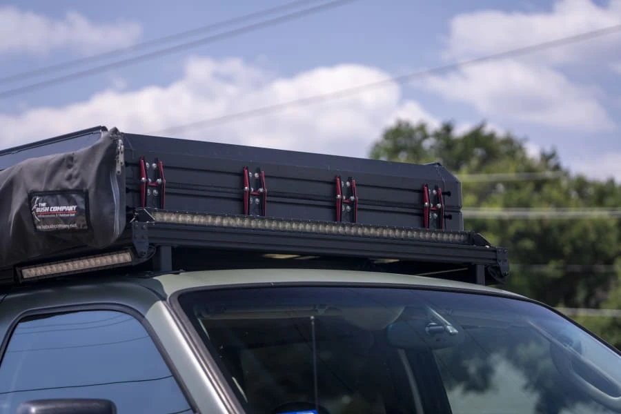 2004 Ford Excursion - Image 23 of 31