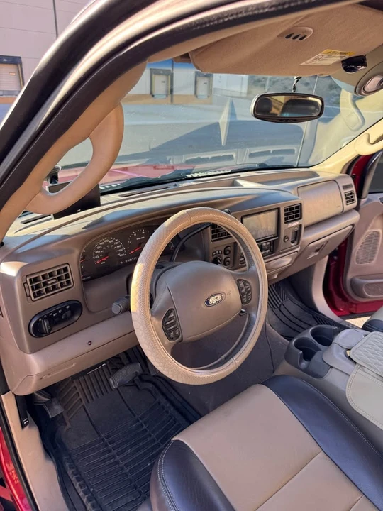 2004 Ford Excursion - Image 11 of 20