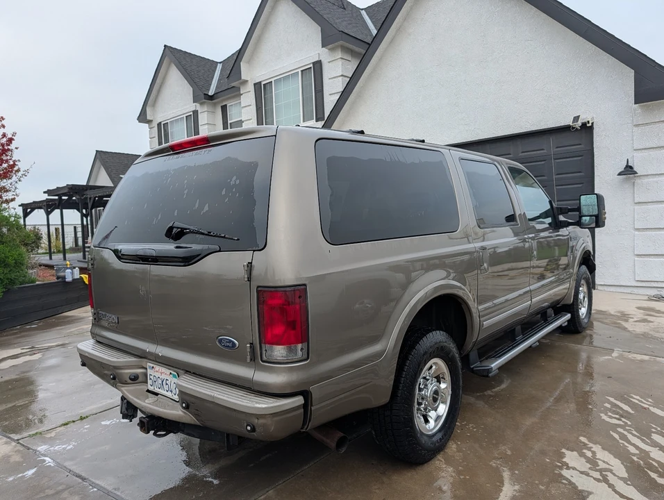2004 Ford Excursion - Image 3 of 13