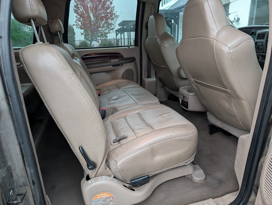 2004 Ford Excursion - Image 12 of 13