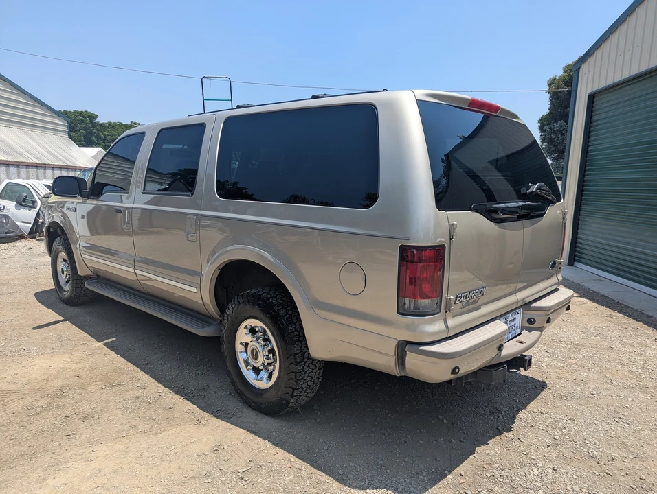 2004 Ford Excursion - Image 3 of 20