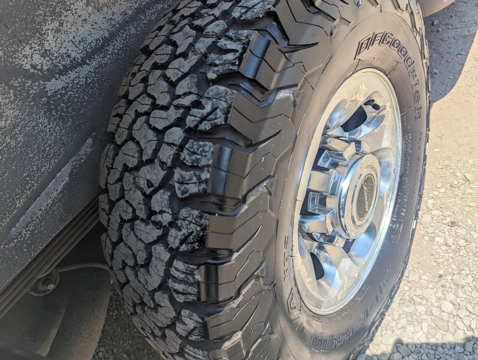 2004 Ford Excursion - Image 6 of 20