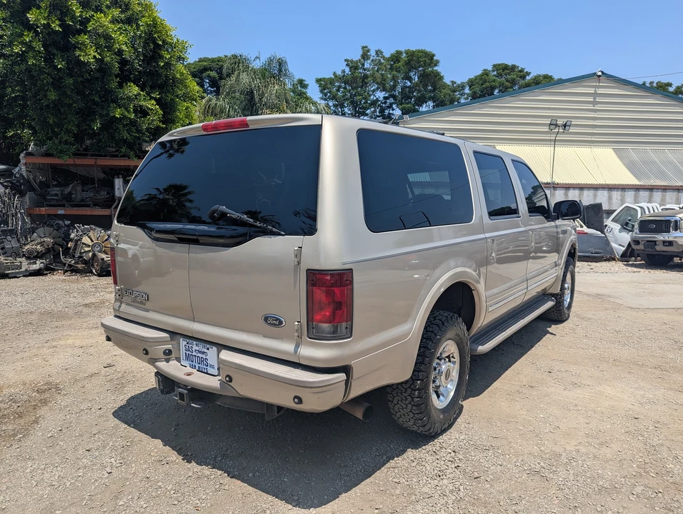2004 Ford Excursion - Image 5 of 20