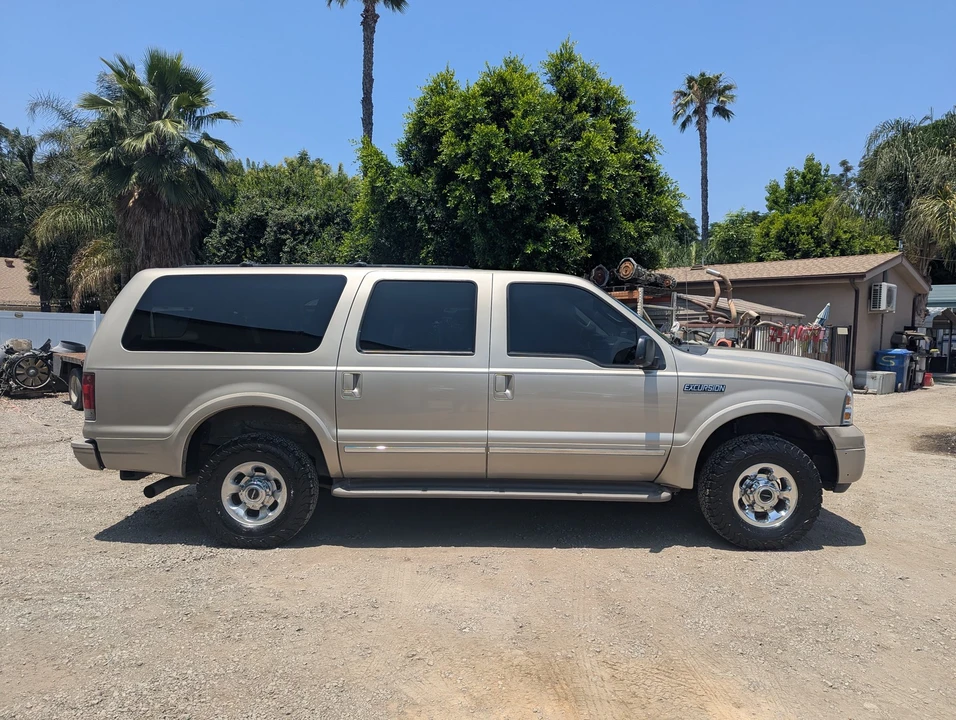 2004 Ford Excursion - Image 7 of 20