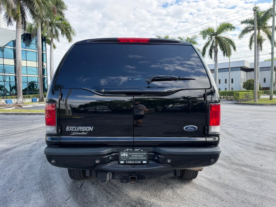 2004 Ford Excursion - Image 10 of 21