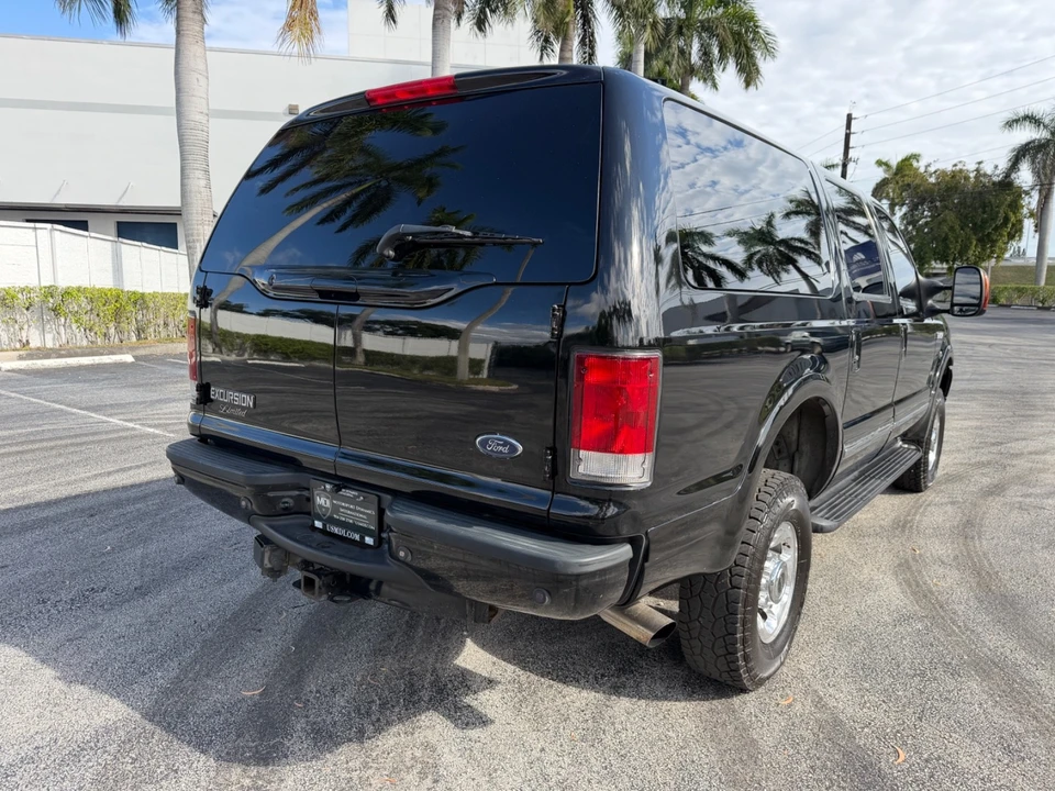 2004 Ford Excursion - Image 11 of 21