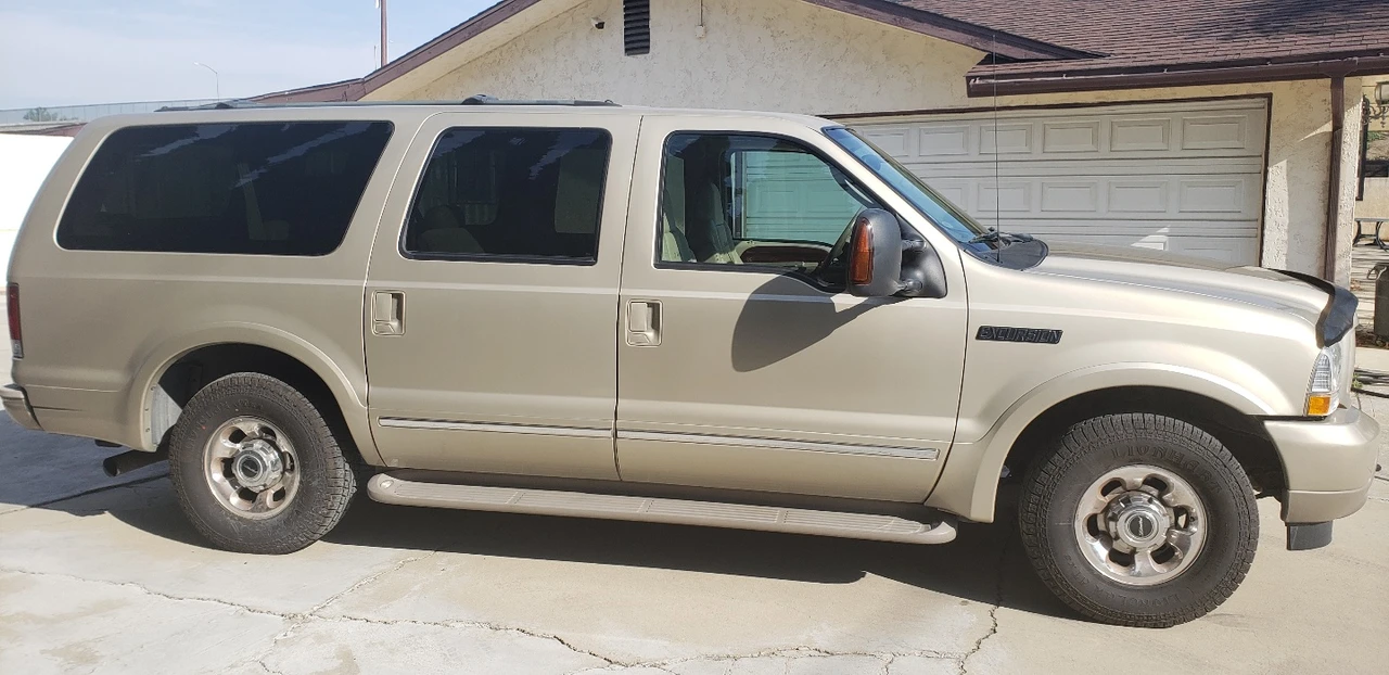 2004 Ford Excursion - Image 21 of 31