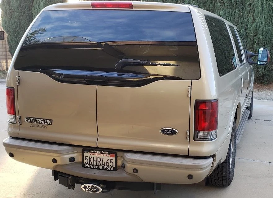 2004 Ford Excursion - Image 5 of 31