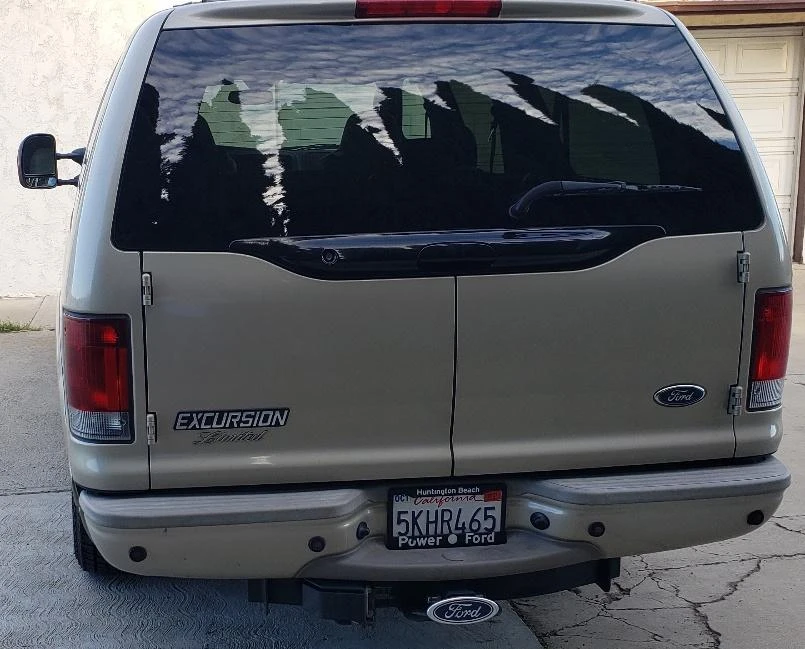 2004 Ford Excursion - Image 15 of 31