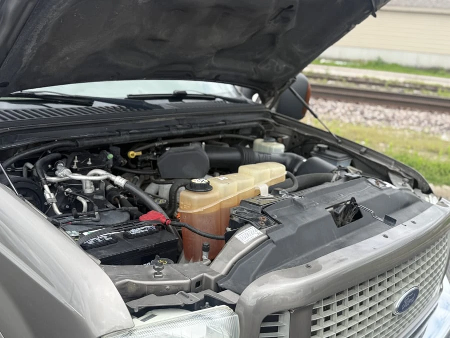 2004 Ford Excursion - Image 15 of 15
