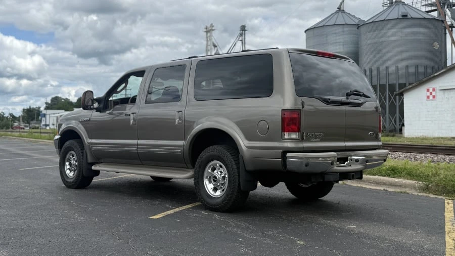 2004 Ford Excursion - Image 6 of 15