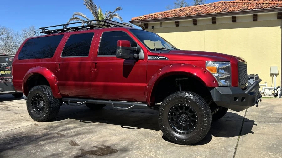 2004 Ford Excursion - Image 2 of 31