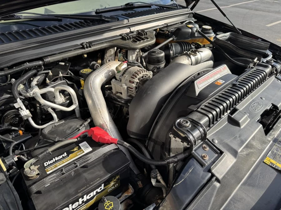 2004 Ford Excursion - Image 16 of 18