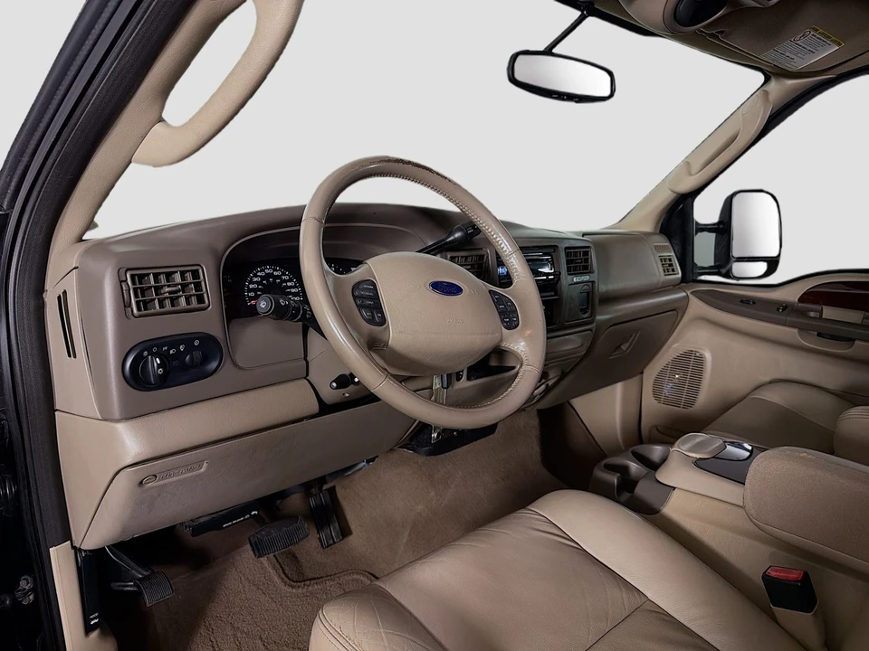 2004 Ford Excursion - Image 11 of 21