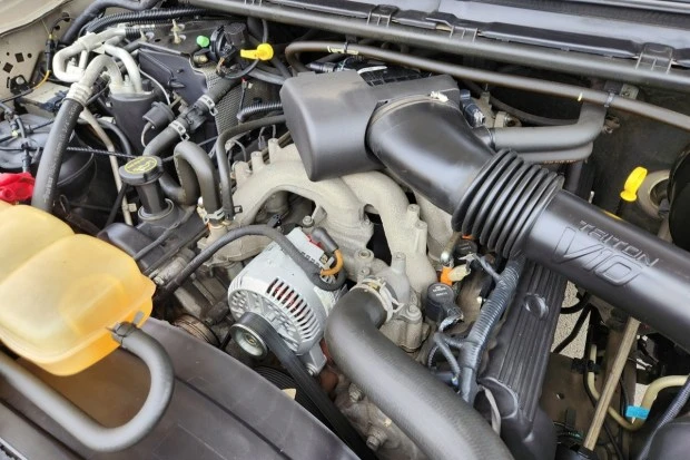 2004 Ford Excursion - Image 6 of 7